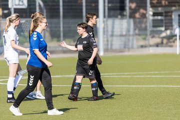 Bild 323 - wBJ Alstertal-Langenhorn - SV Henstedt-Ulzburg : Ergebnis: 4:1